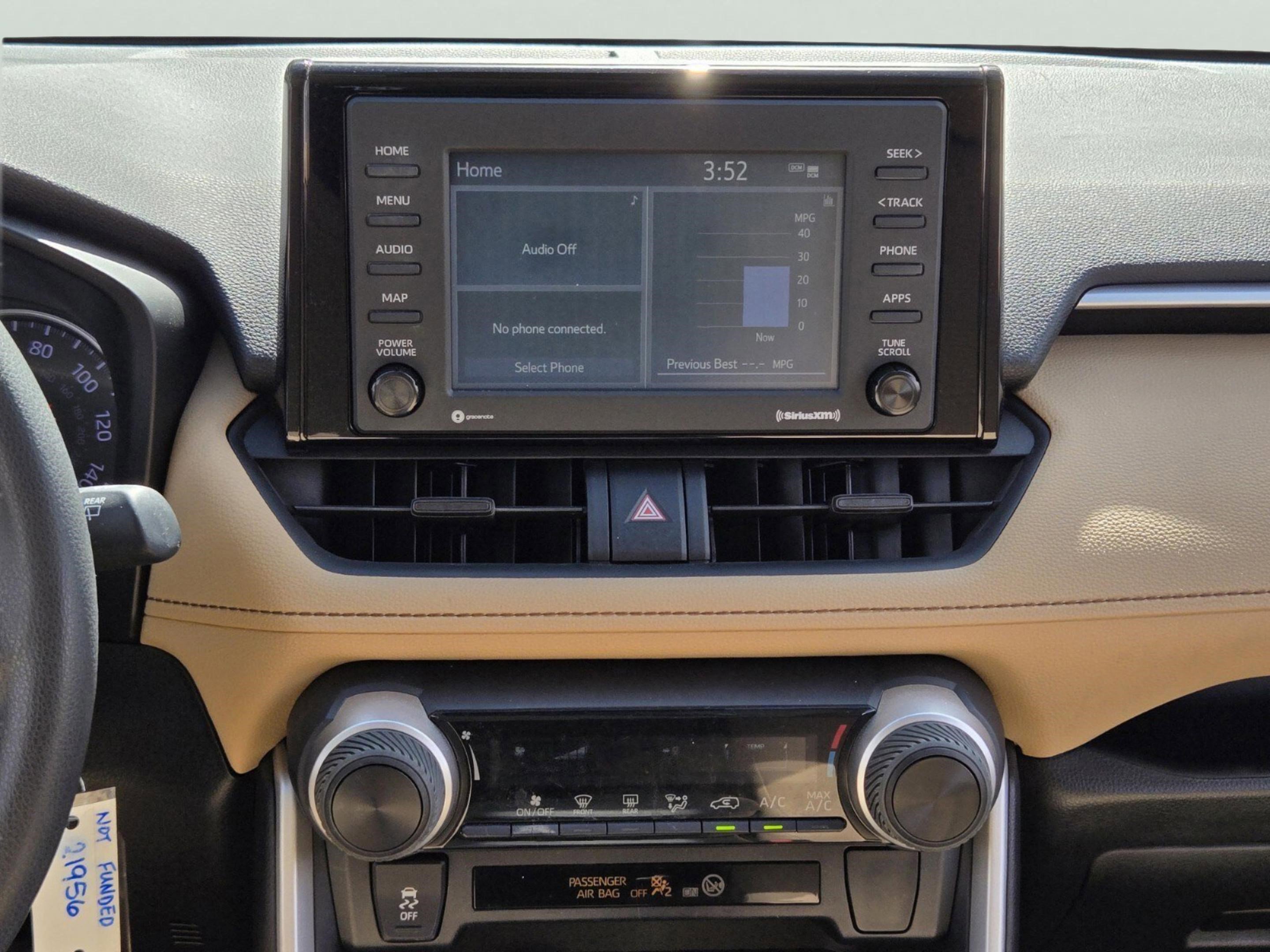 Used 2020 Toyota RAV4 LE image 37