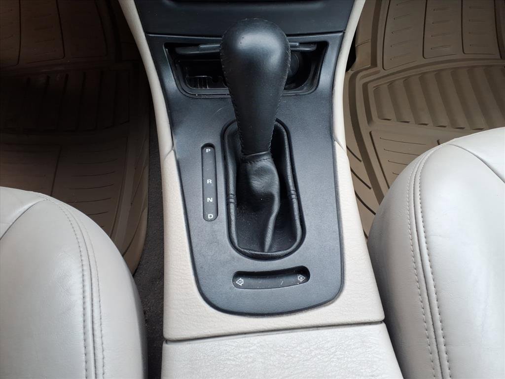 Used 2004 Chrysler 300M image 13