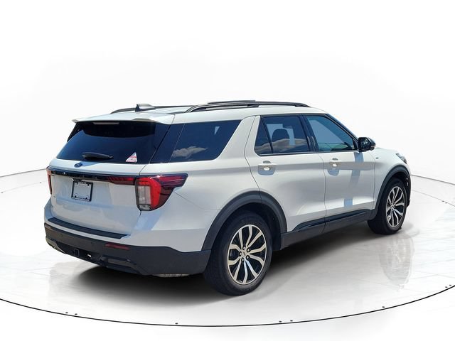 New 2026 Ford Explorer ST-Line w/ Premium Package RWD image 3