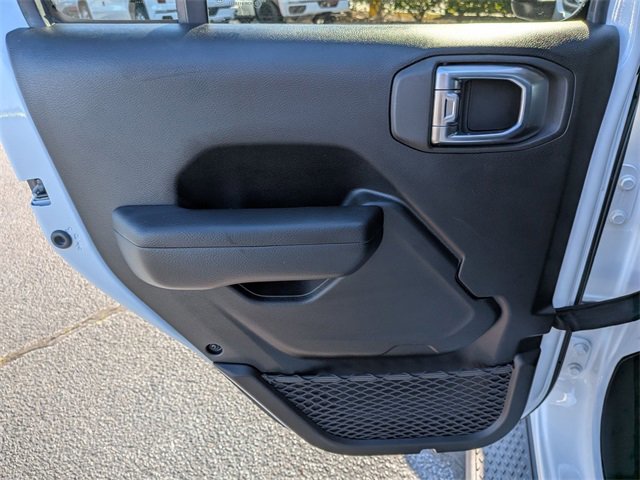 Used 2023 Jeep Gladiator Sport image 27