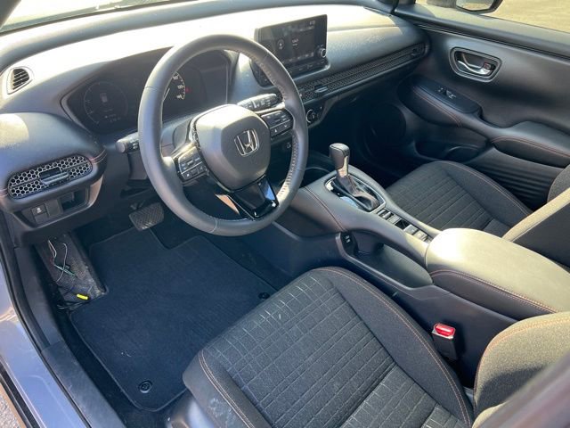 Used 2025 Honda HR-V Sport image 13