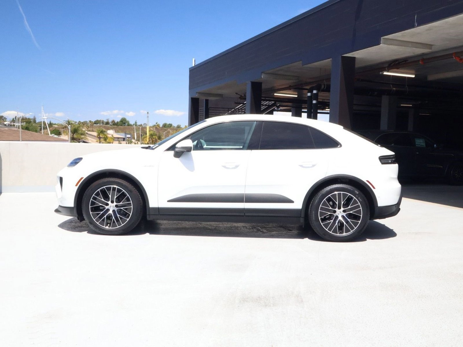 Certified 2025 Porsche Macan Electric RWD video 2
