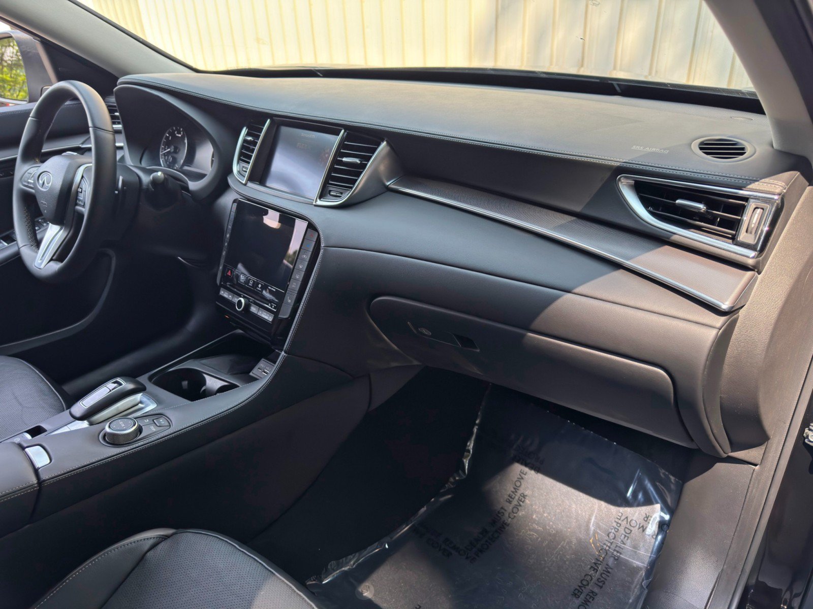 Used 2023 INFINITI QX50 Luxe FWD image 14