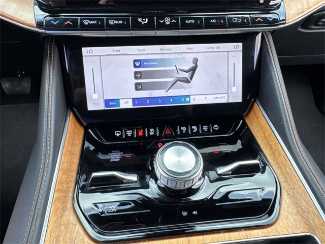 Used 2022 Jeep Grand Wagoneer Series III image 28