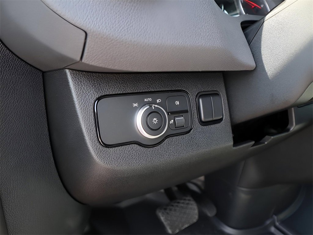 Used 2024 Mercedes-Benz Sprinter 3500 image 19