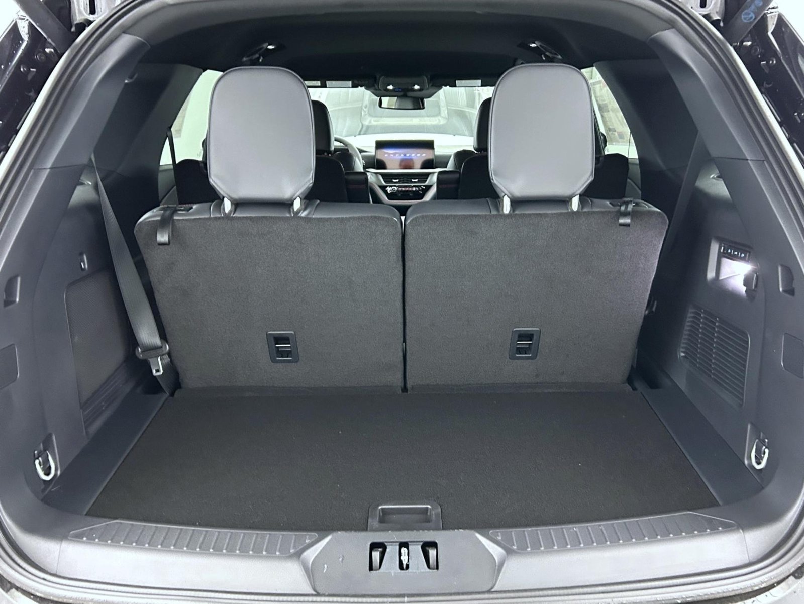 New 2026 Ford Explorer ST AWD/4WD image 23