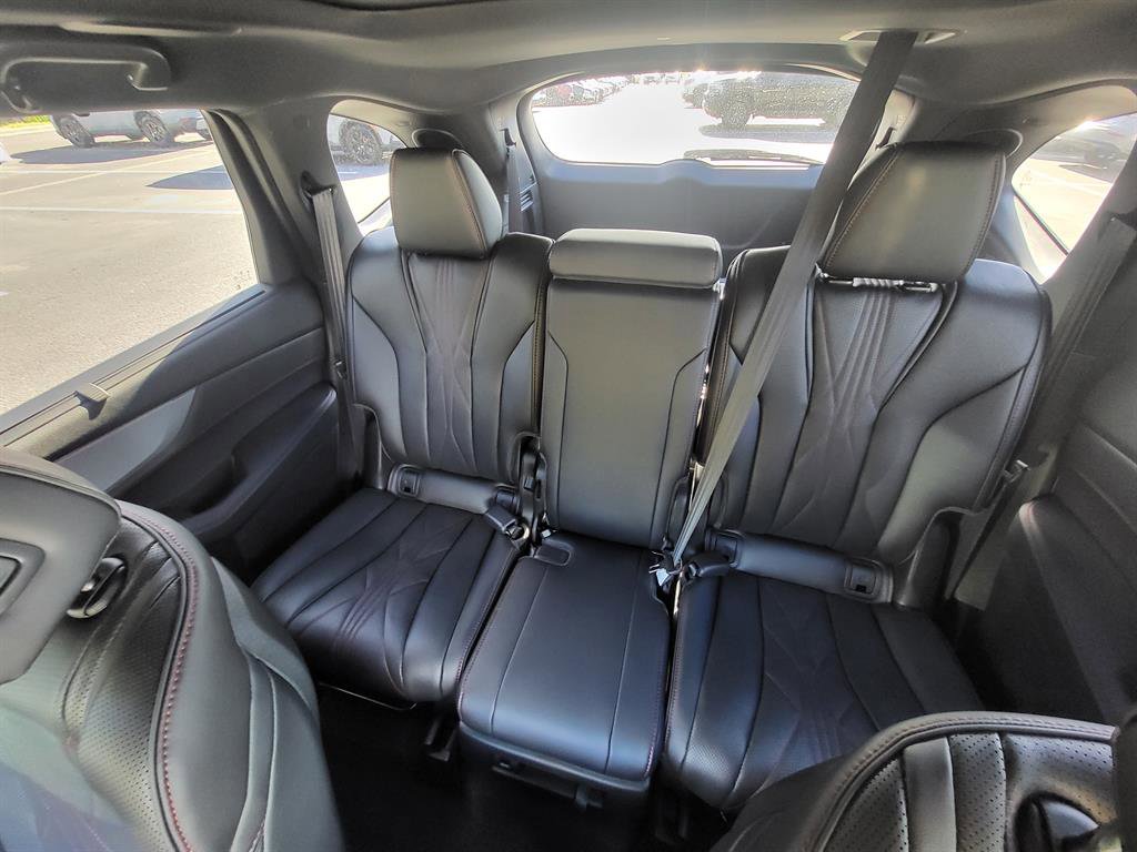 Used 2025 Acura MDX A-Spec image 14
