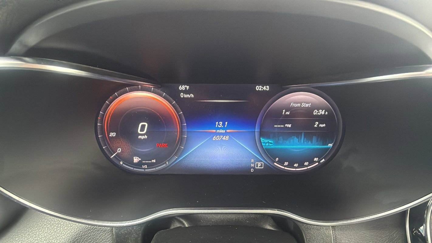 Used 2022 Mercedes-Benz GLC 300 4MATIC image 17