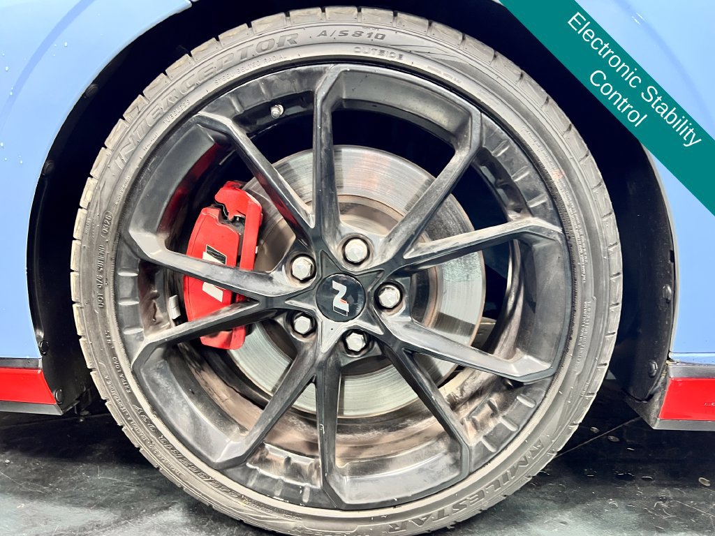 Used 2025 Hyundai Elantra N FWD image 11