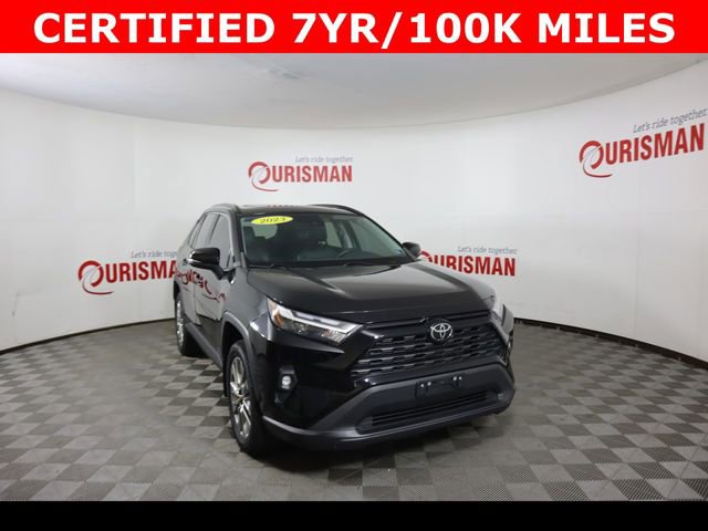 Used 2023 Toyota RAV4 XLE Premium AWD/4WD image 17