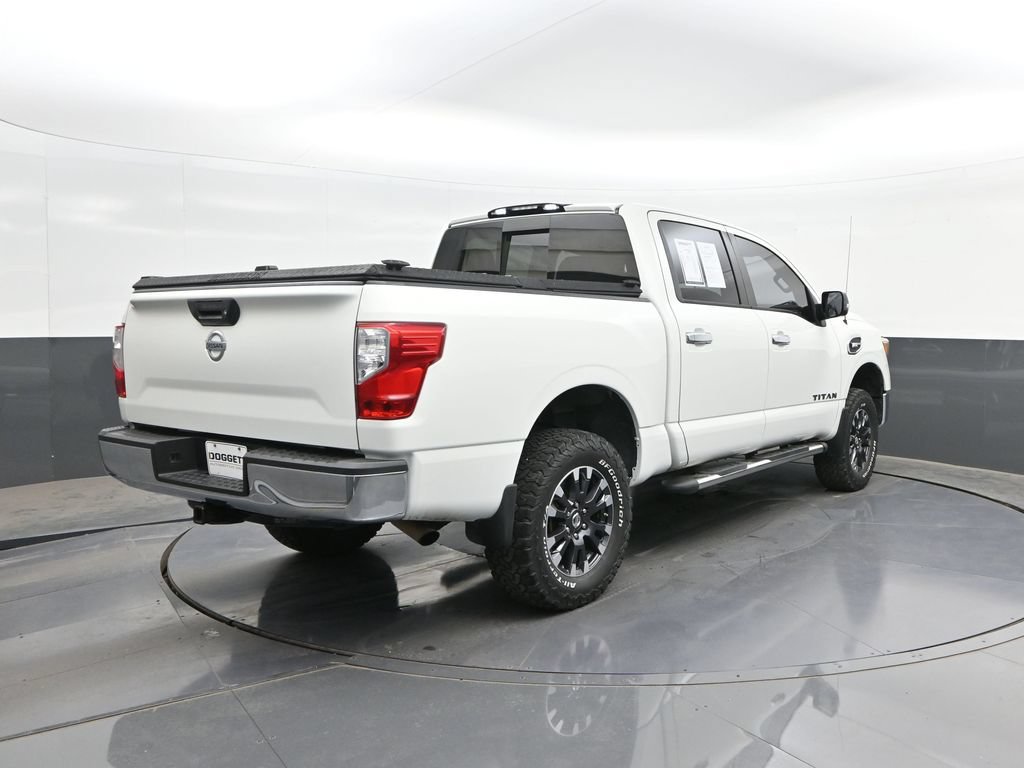 Used 2017 Nissan Titan SV RWD image 8