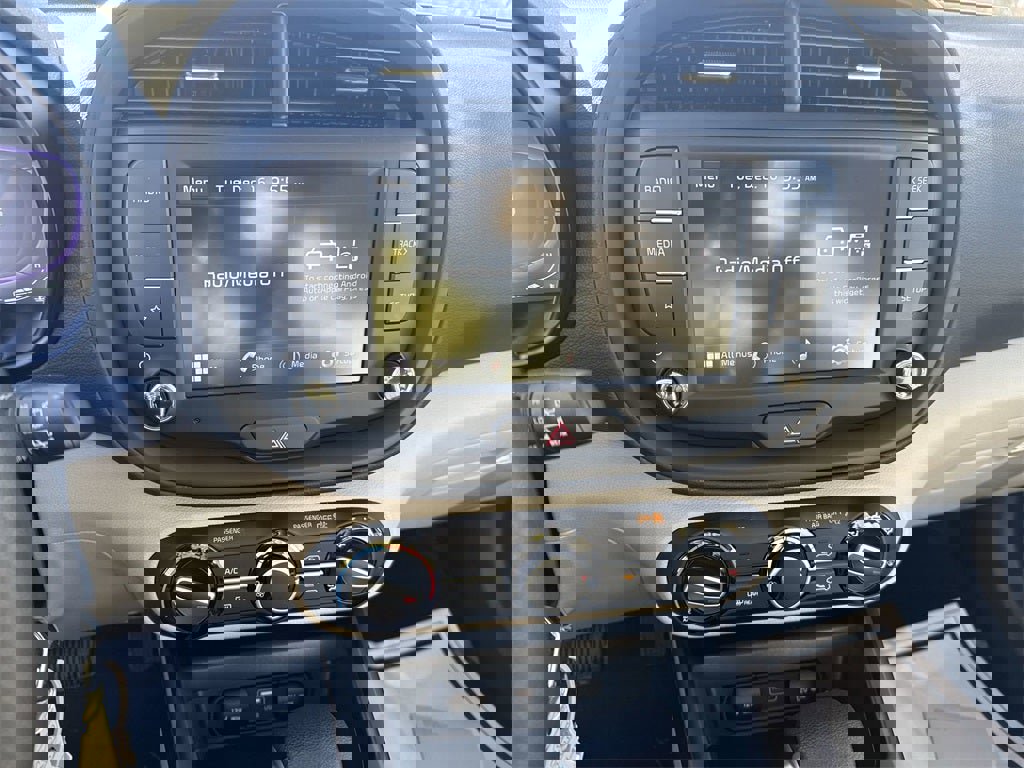 New 2025 Kia Soul LX image 11