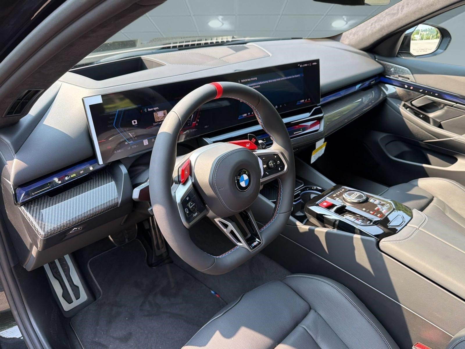 New 2027 BMW M5 Touring AWD/4WD image 4