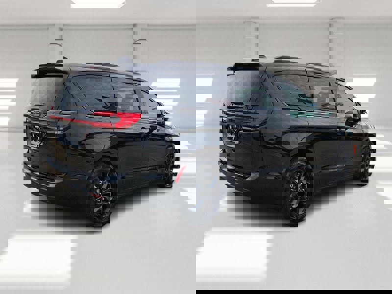 New 2026 Chrysler Pacifica Select w/ S Appearance Package image 5