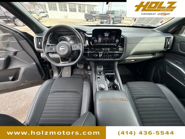 Used 2025 Nissan Pathfinder Rock Creek AWD/4WD image 19