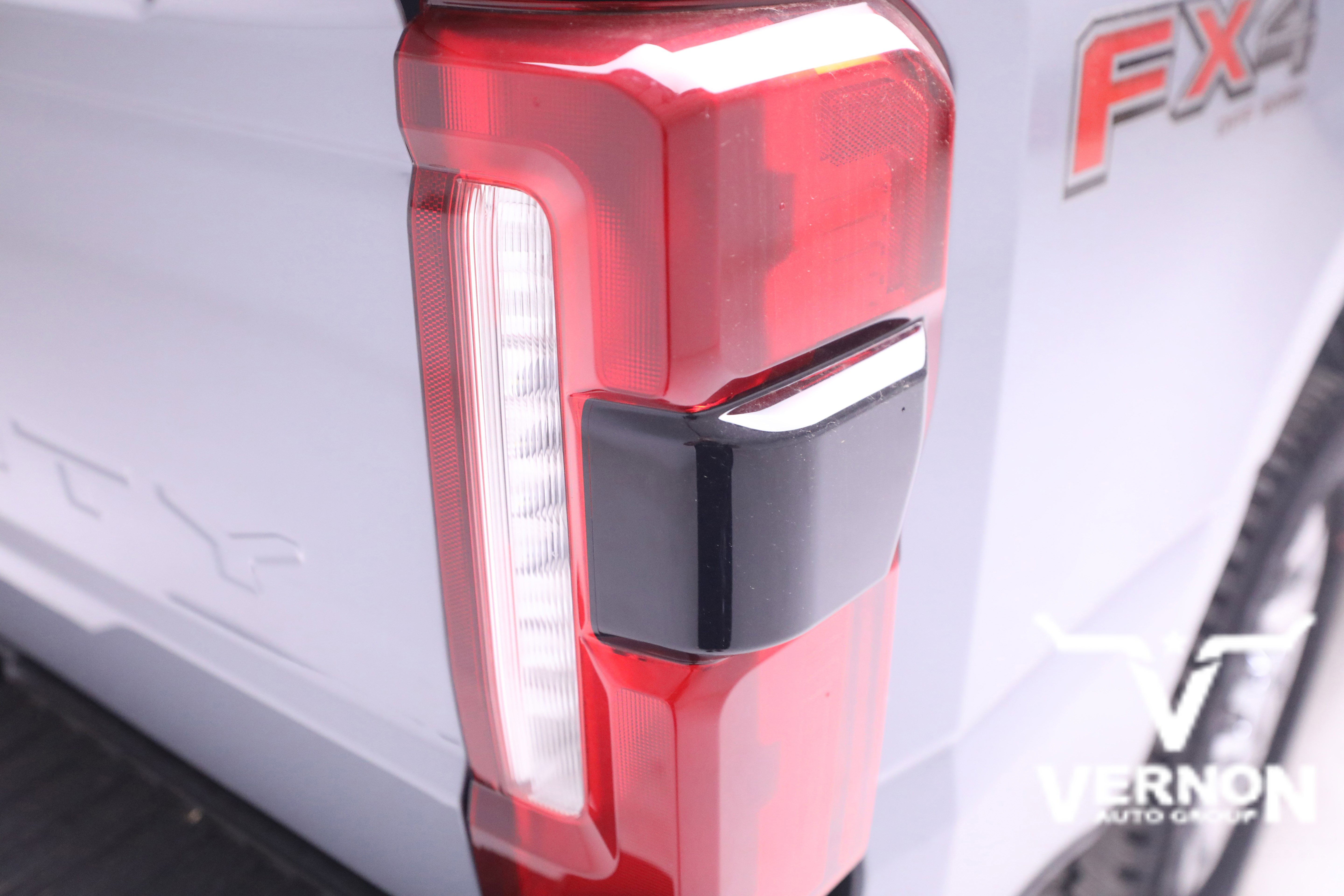 New 2026 Ford F250 Lariat w/ Chrome Package image 43