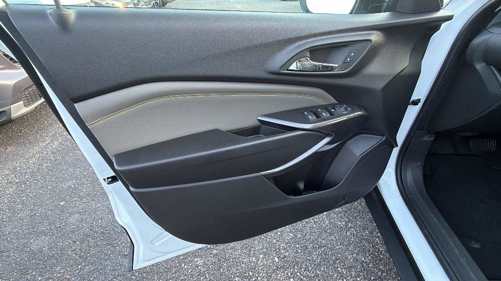 New 2026 Chevrolet Trax ACTIV w/ Driver Confidence Package FWD image 14