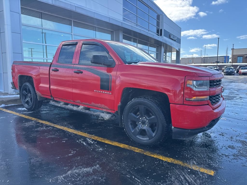 Used 2017 Chevrolet Silverado 1500 Custom image 10