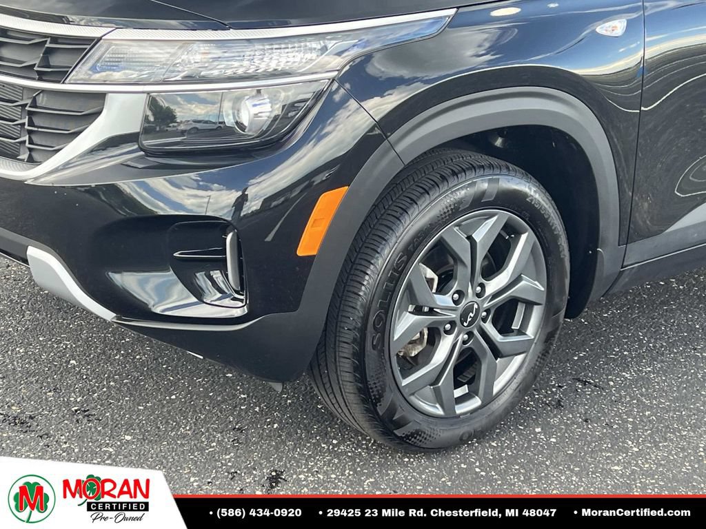 Used 2025 Kia Seltos LX AWD/4WD image 8