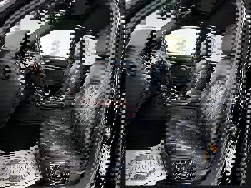 Used 2014 Audi S8 image 15