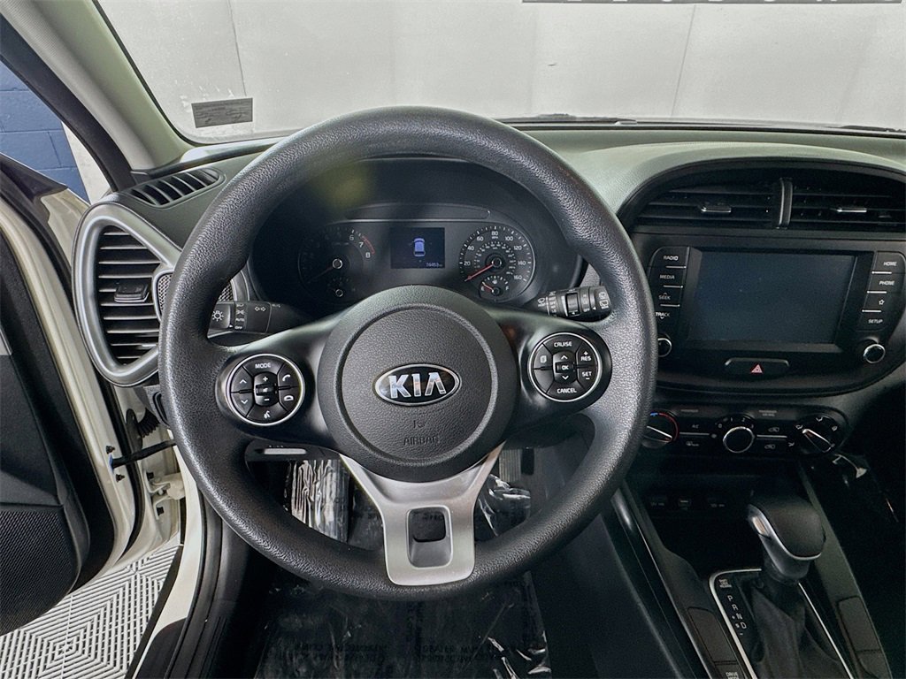 Used 2020 Kia Soul LX image 11