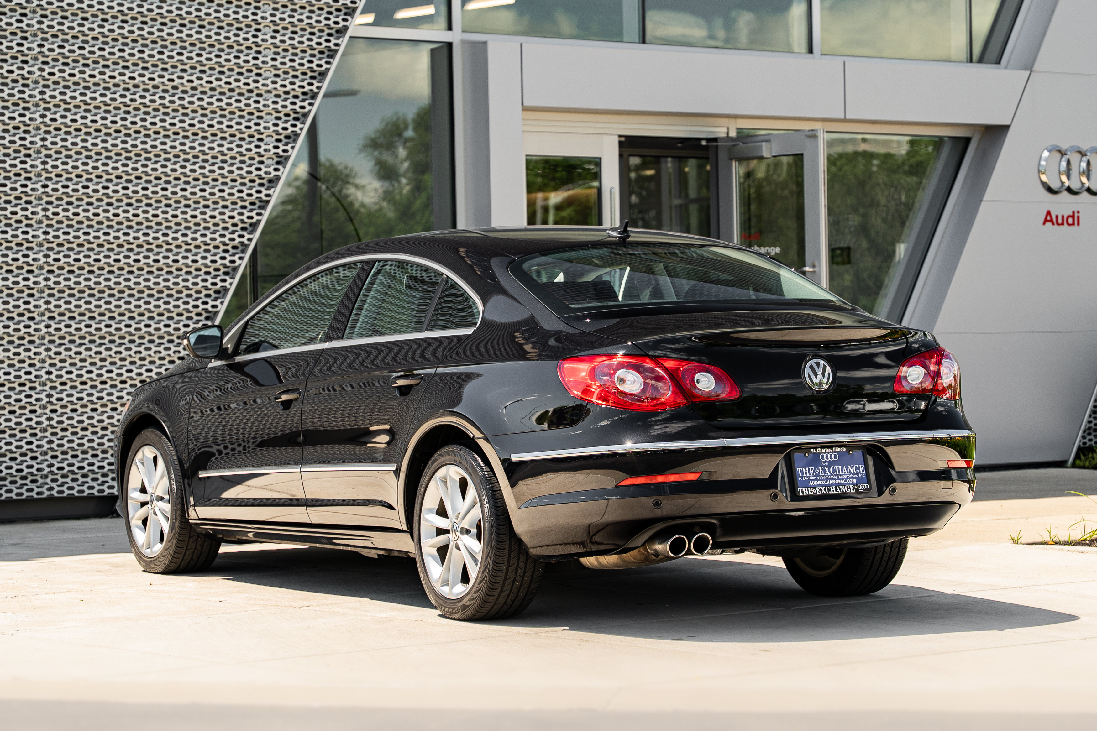 Used 2009 Volkswagen CC Luxury FWD image 5