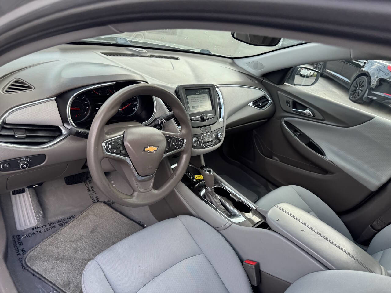Used 2018 Chevrolet Malibu LT image 22