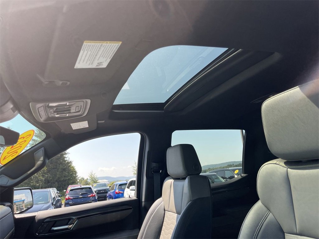 Certified 2023 Chevrolet Silverado 1500 ZR2 w/ Technology Package image 19