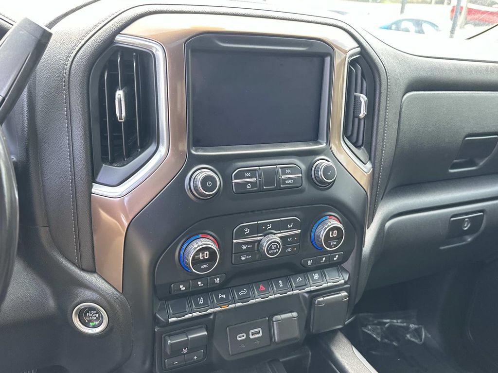 Used 2020 Chevrolet Silverado 2500 High Country AWD/4WD image 19