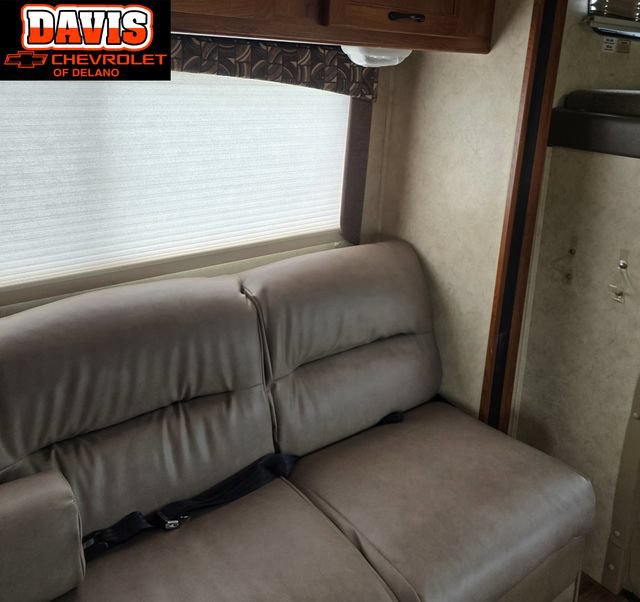 Used 2011 Ford E-450 and Econoline 450 Super Duty w/ Motorhome Prep Pkg RWD image 11