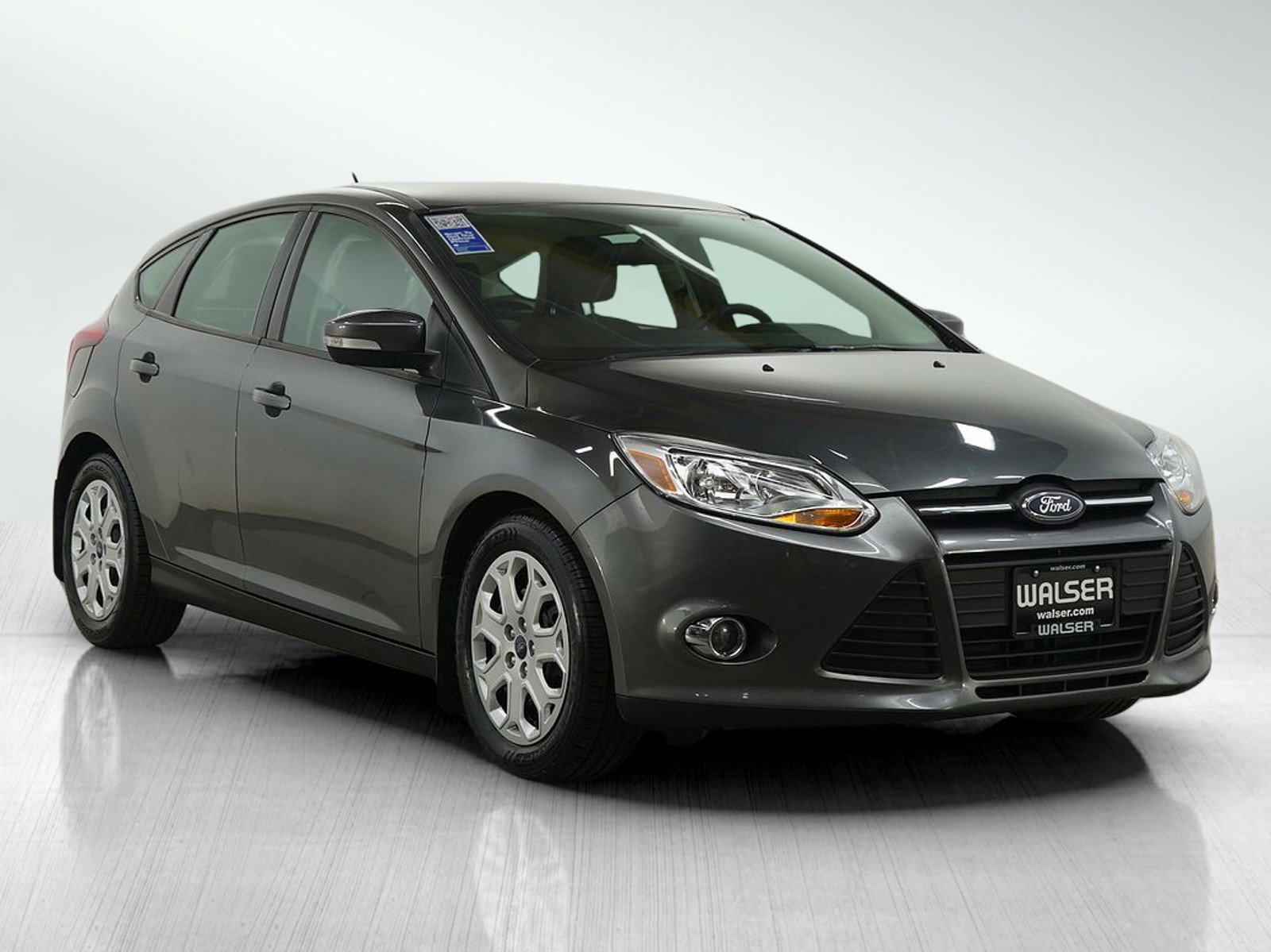 Used 2012 Ford Focus SE w/ SE Winter Pkg image 7