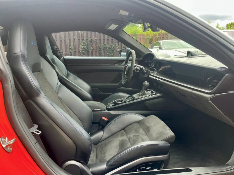 Used 2022 Porsche 911 GT3 RWD image 16