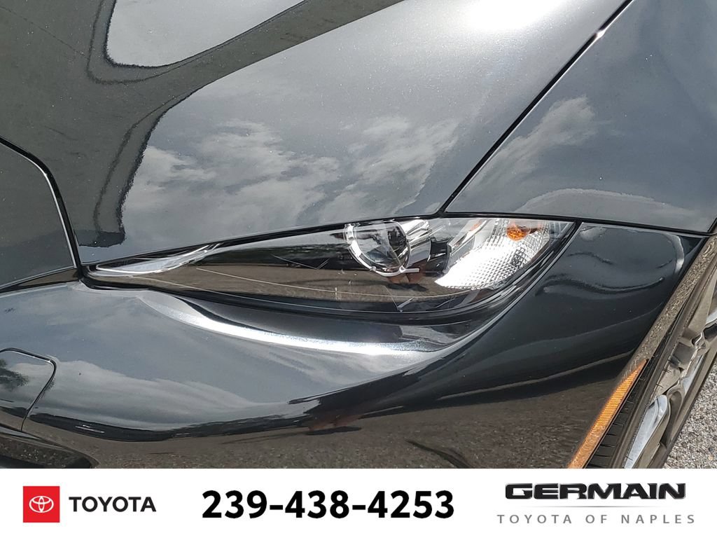 Used 2018 MAZDA MX-5 Miata Grand Touring RWD image 15