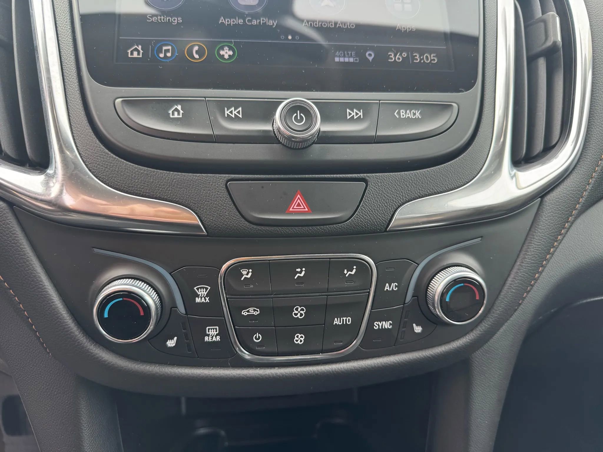 Used 2021 Chevrolet Equinox Premier w/ Redline Edition AWD/4WD image 19