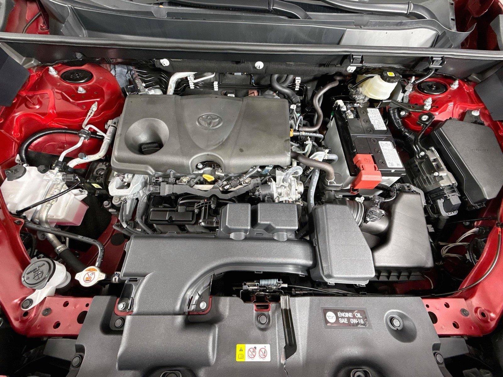 Used 2025 Toyota RAV4 LE FWD image 29