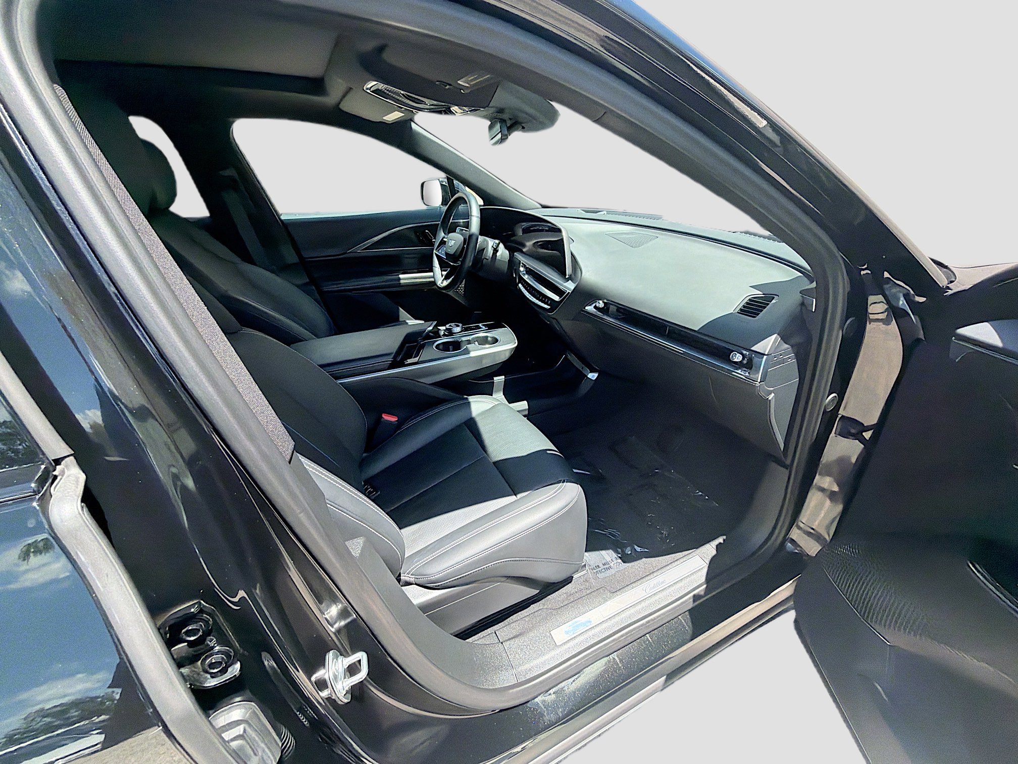 Used 2024 Cadillac Lyriq Luxury image 32