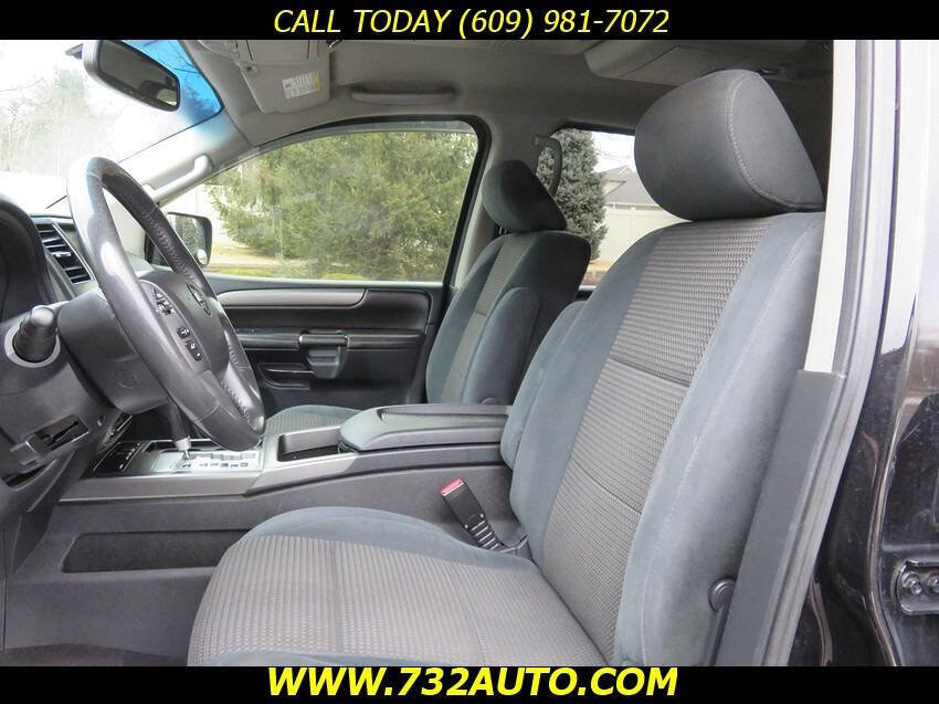 Used 2014 Nissan Armada SV AWD/4WD image 25