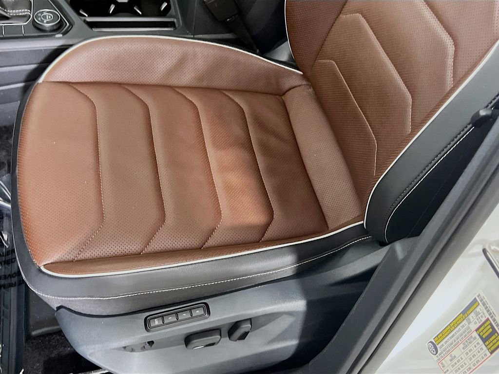 Used 2024 Volkswagen Tiguan SEL R-Line image 19