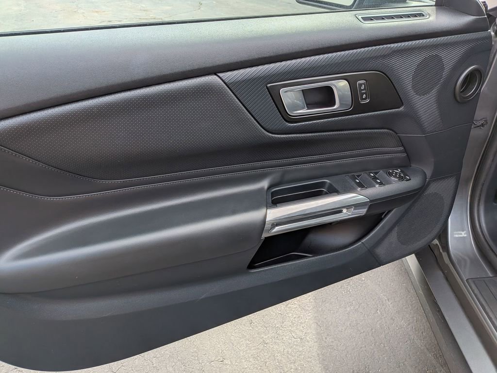 Used 2024 Ford Mustang Premium image 11