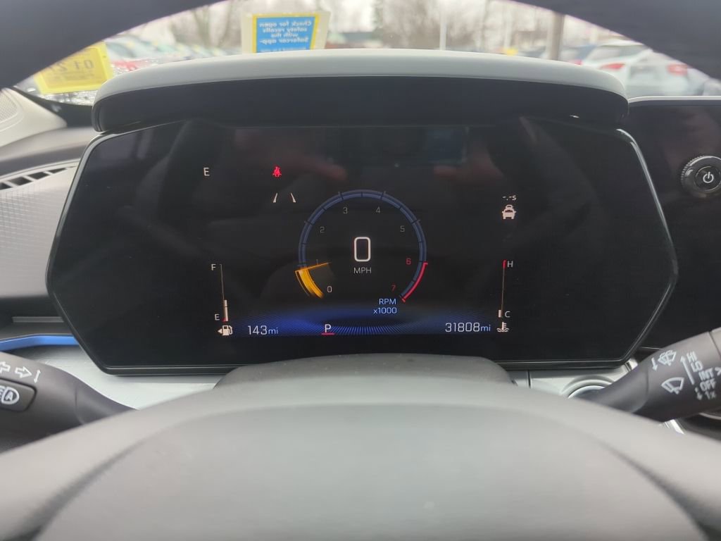 Certified 2024 Chevrolet Trax LT w/ Driver Confidence Package image 18