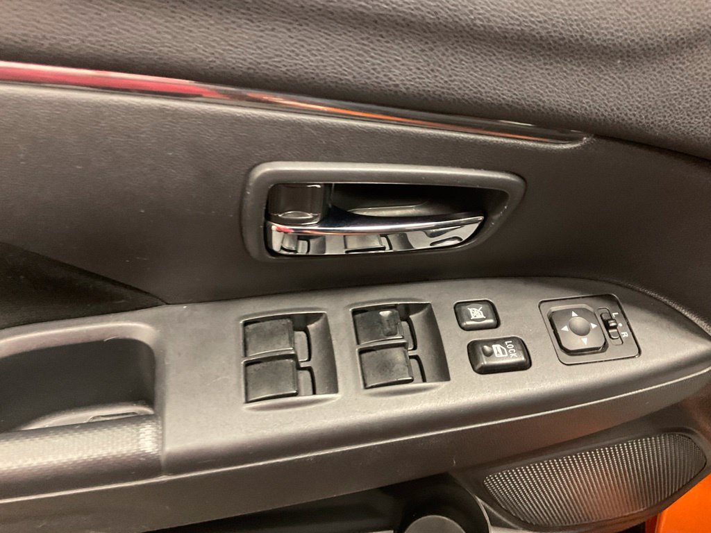 Used 2020 Mitsubishi Outlander Sport ES FWD image 12