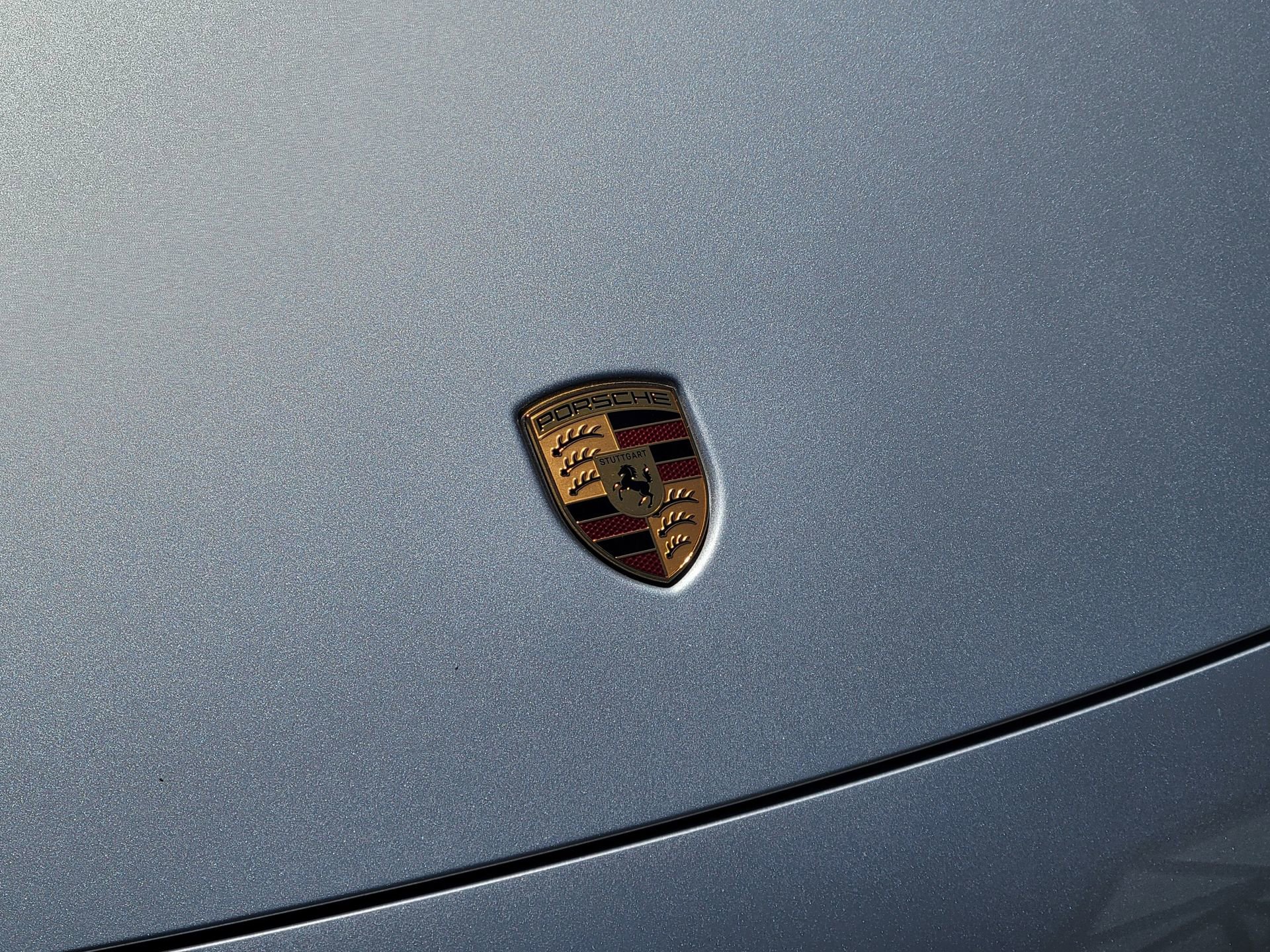 Used 2025 Porsche 911 Carrera RWD image 33
