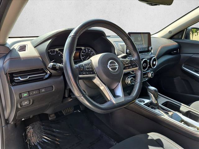 Used 2022 Nissan Sentra SR w/ Lighting Package FWD image 10