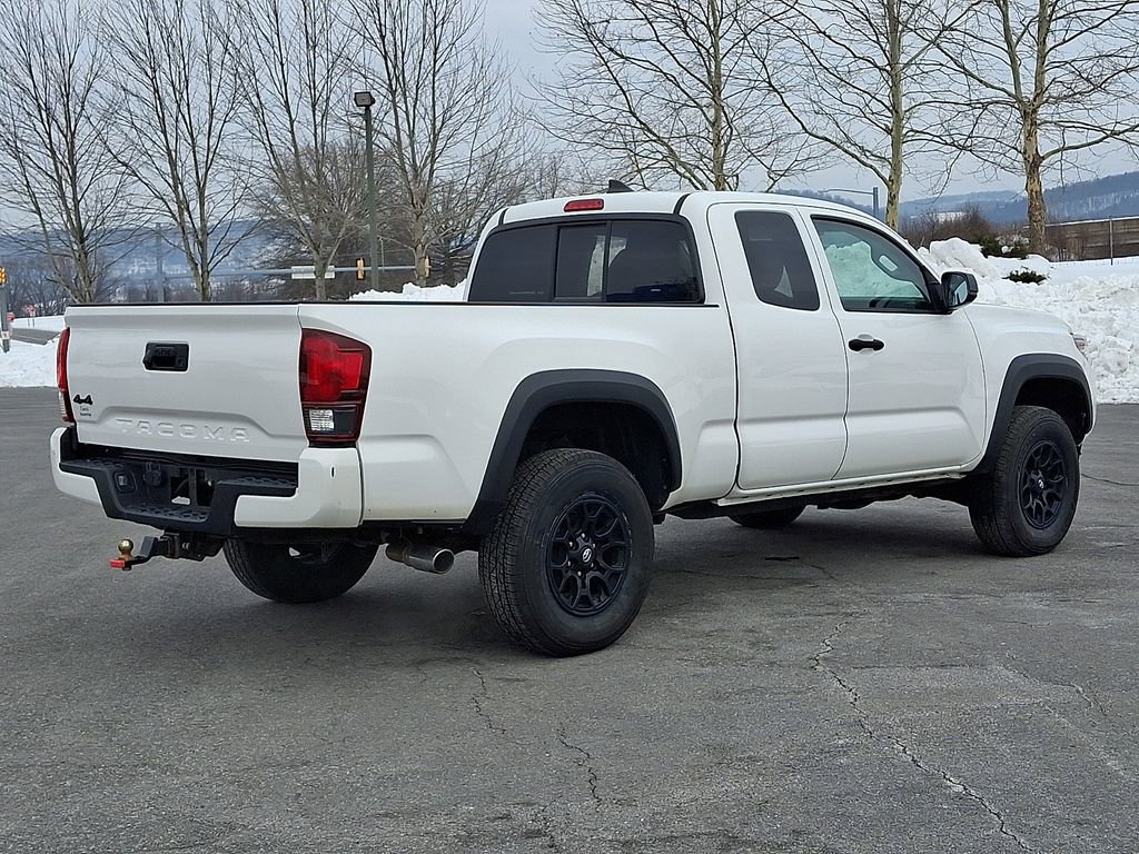 Used 2019 Toyota Tacoma SR w/ SX Package image 9