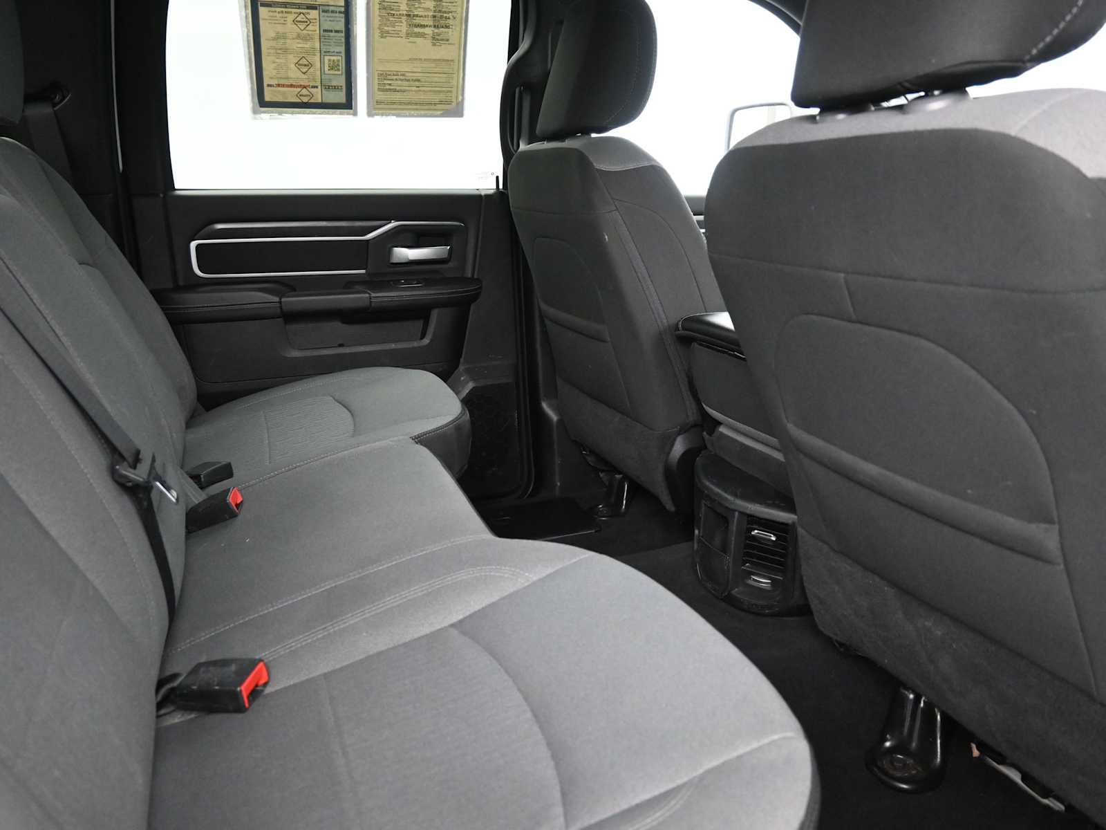 Used 2024 RAM 3500 Big Horn image 10