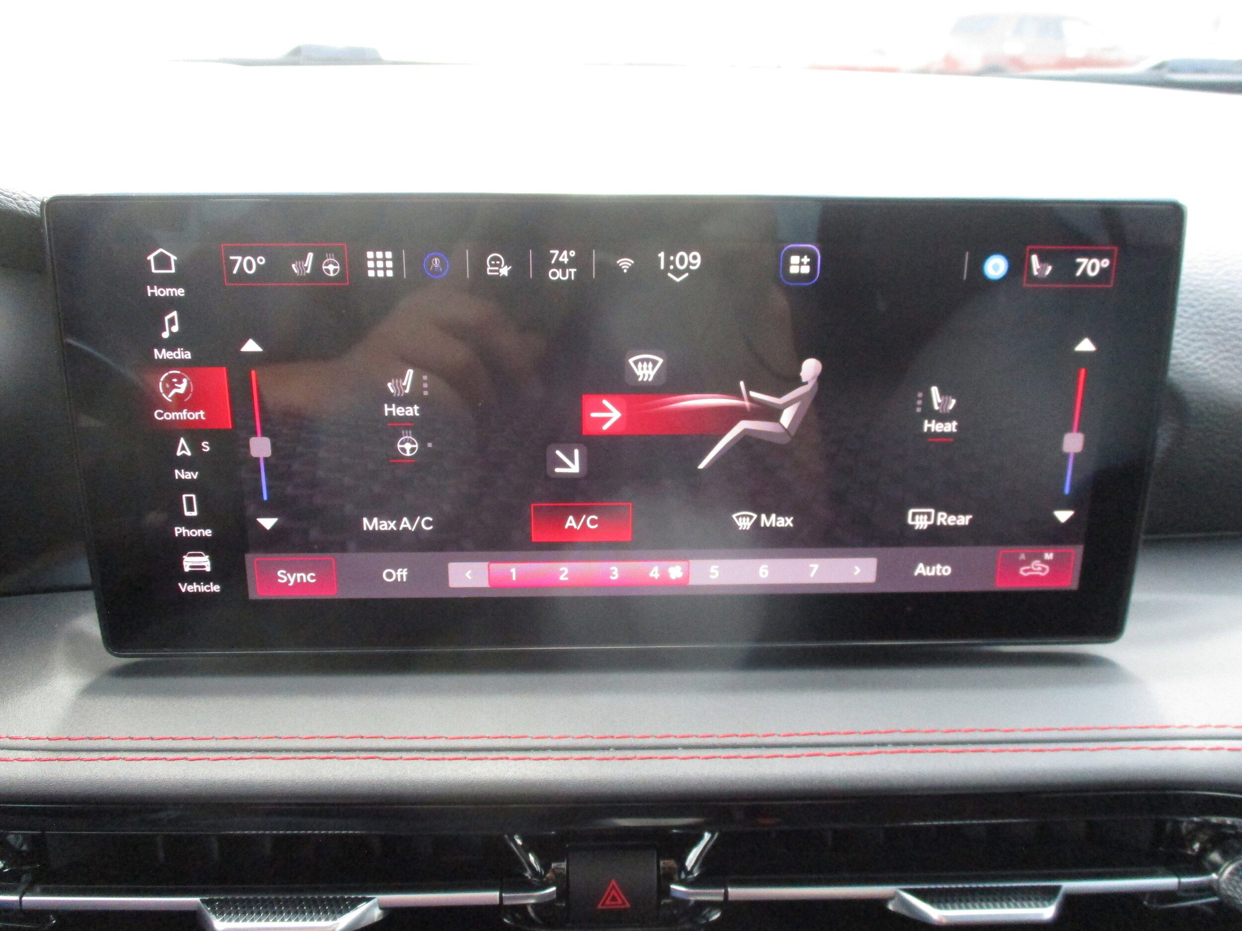 Used 2025 Dodge Hornet R/T w/ R/T Plus Package AWD/4WD image 23