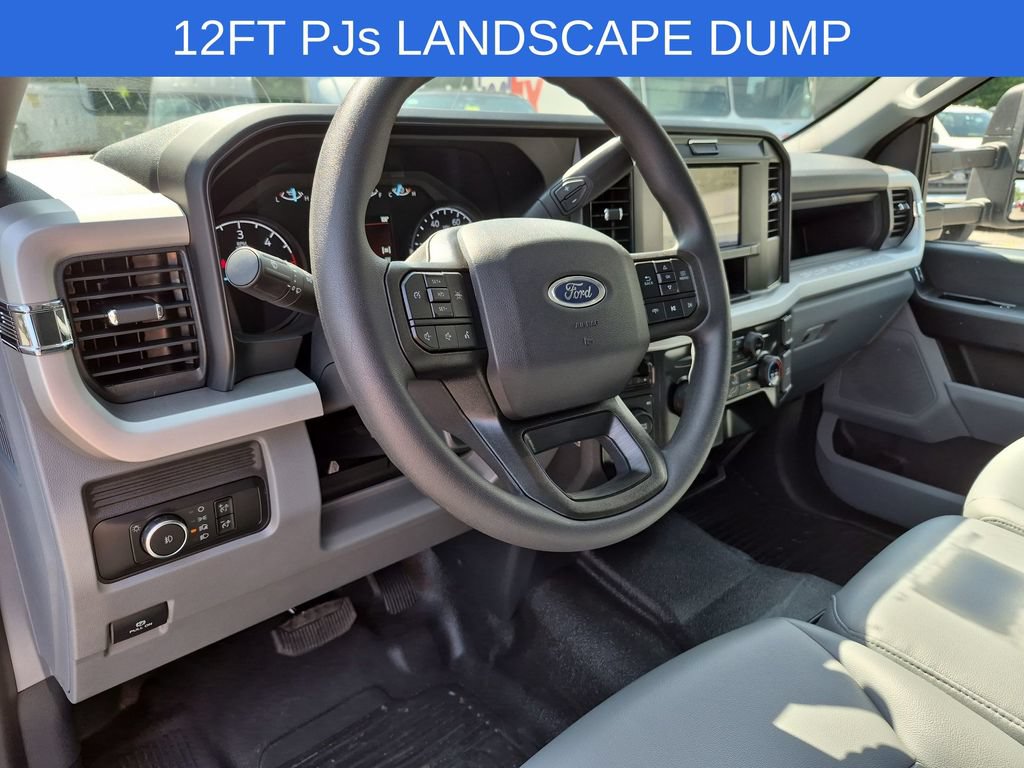 New 2026 Ford F550 4x4 Crew Cab image 25
