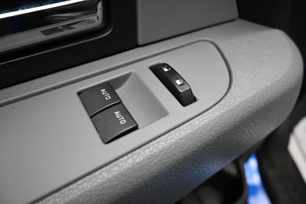 Used 2013 Ford F150 STX w/ Mid Equipment Group AWD/4WD image 12