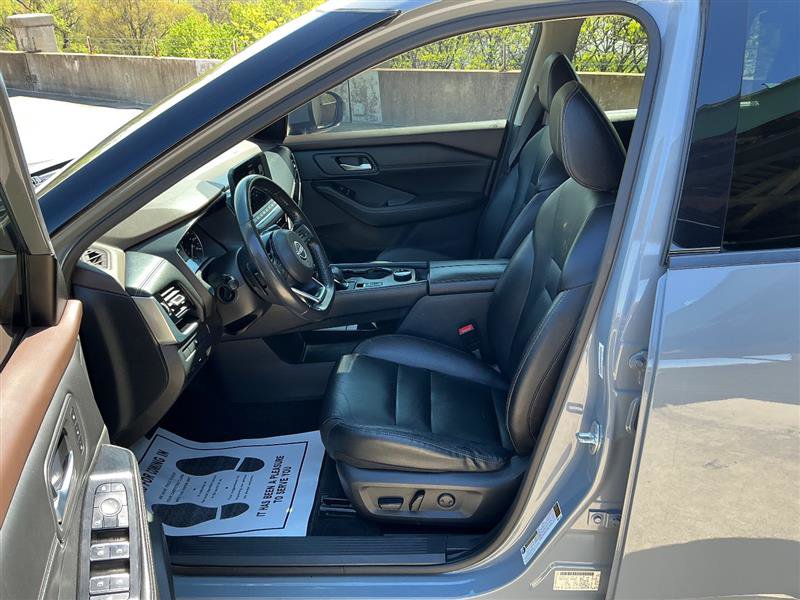 Used 2022 Nissan Rogue SL w/ SL Premium Package AWD/4WD image 29