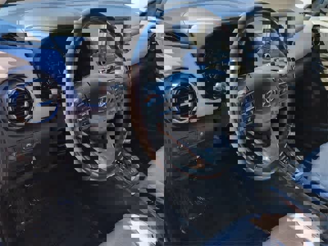 Used 2021 Hyundai Kona Limited w/ Cargo Package image 10